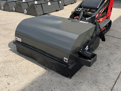 SPIDER pick up broom for mini loader